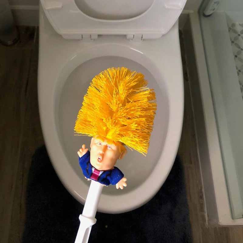 Brosse toilette trump